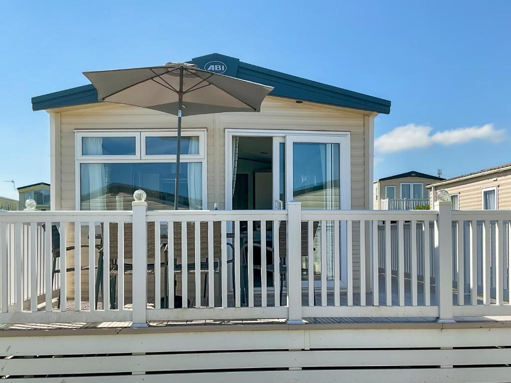 Seaside Jollys, Blue Anchor