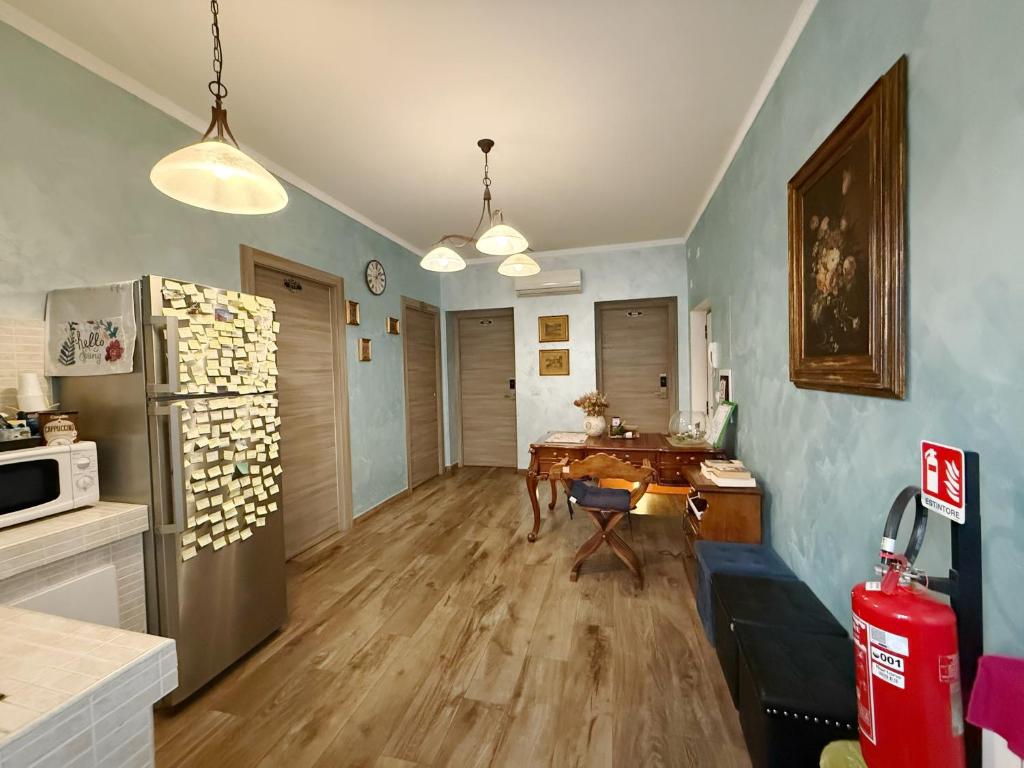 Iris Guest House - 4
