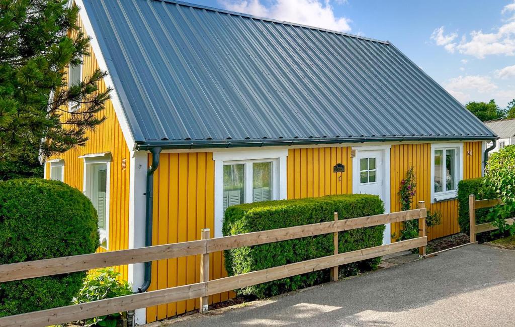 Amazing Home In Västra Karup With Wifi, Västra Karup