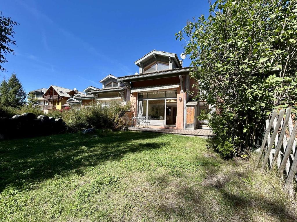 Chalet en Duplex 10 Pers. avec Terrasse/Jardin, Proche Pistes – La Salle les Alpes - 3