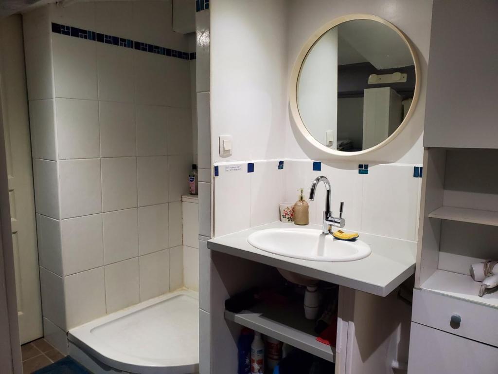 Chambre climatisée avec piscine près de la mer - 5