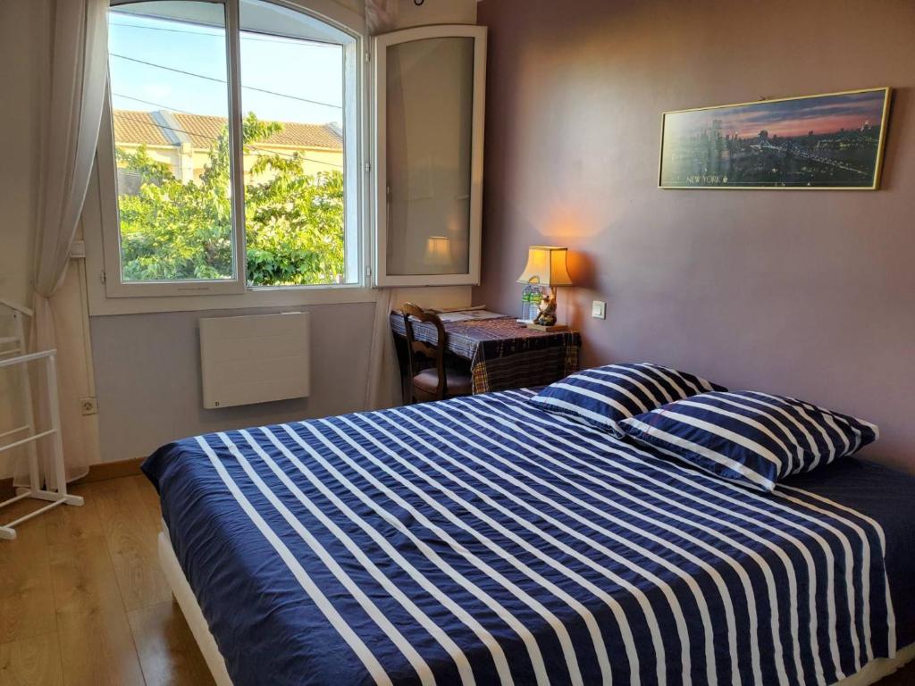 Chambre climatisée avec piscine près de la mer - 3
