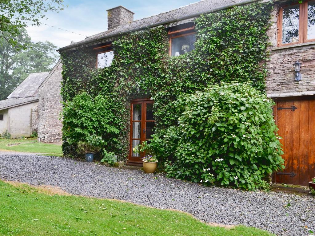 Greig House Farm, Llangattock Lingoed