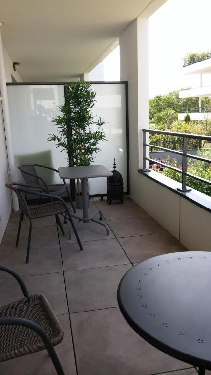 Charming studio with terrace and underground parking - 4