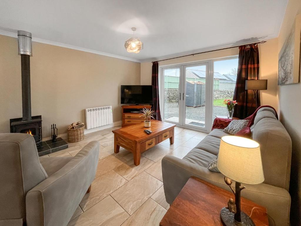 Flo's Cottage, Eldrig Village