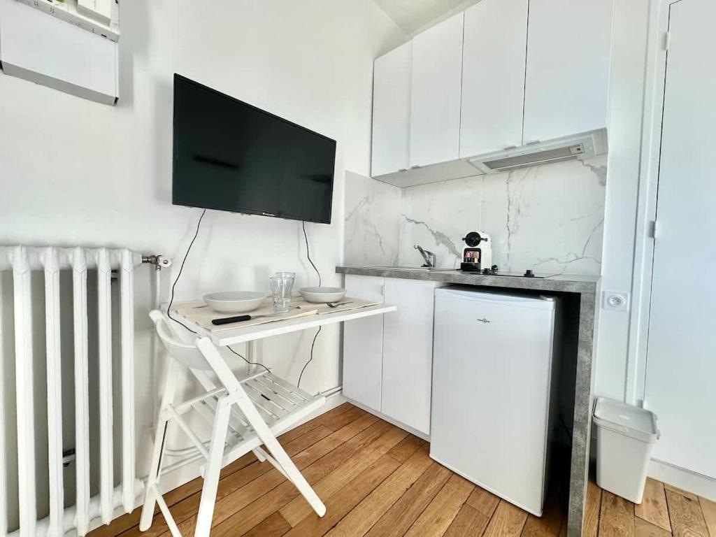 New 354 Suite Paradis- Cosy Apartment Paris Center - 4