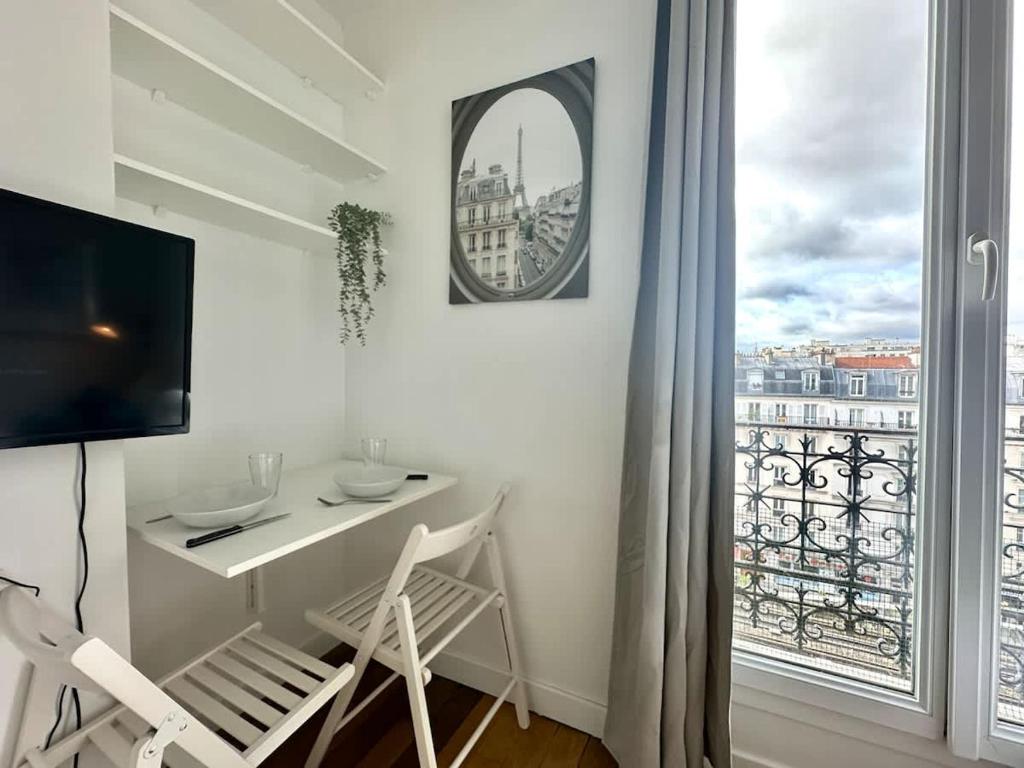 364 Suite Deneuve -Cosy Apartment Paris Center - 2
