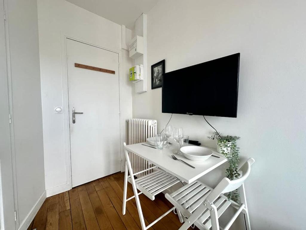 365 Suite Adjani - Cosy Apartment Paris Center - 2