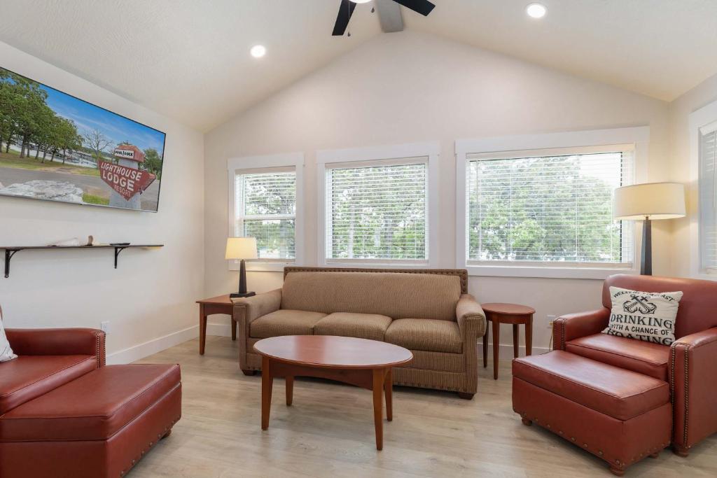 Lighthouse Lodge 1, Kimberling City