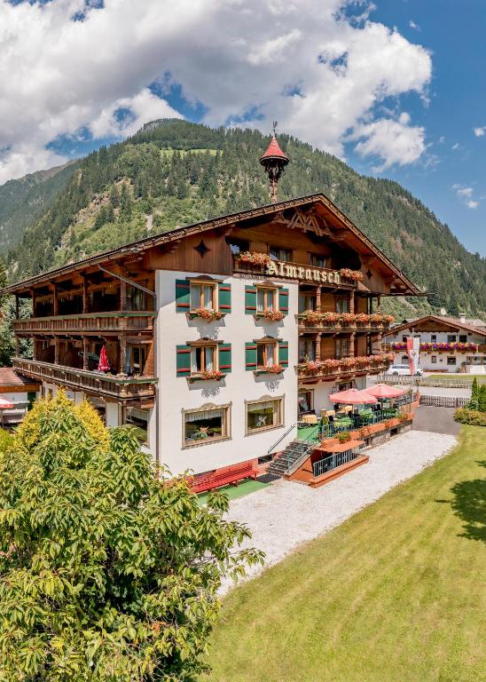 Pension Almrausch, Neustift im Stubaital
