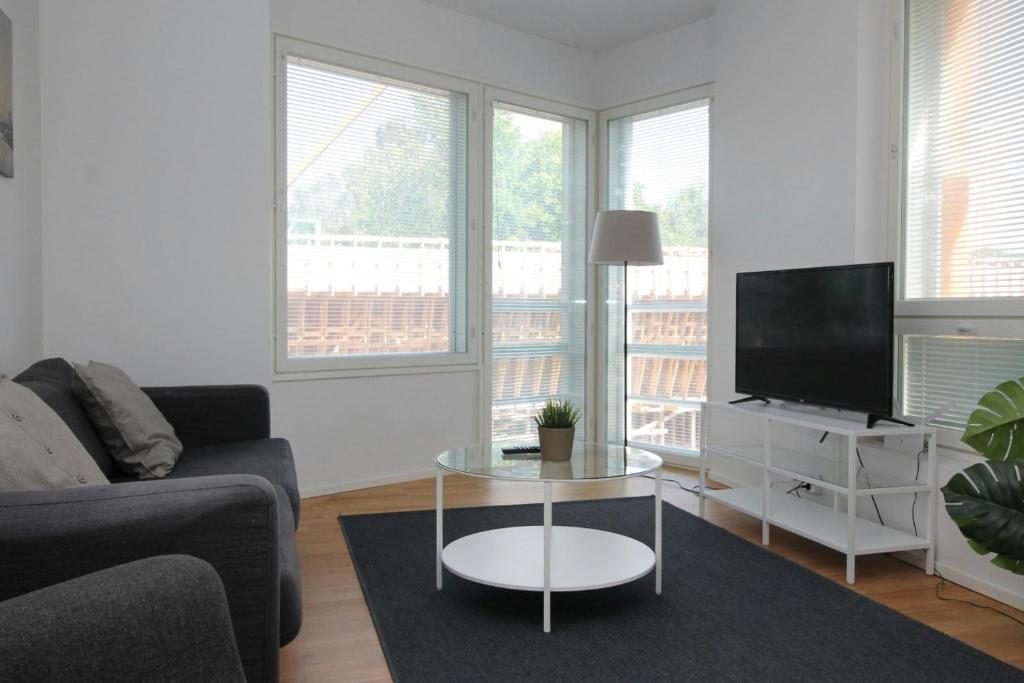 Spacious Apartment for 4 with Sauna in Lonttinen, Turku