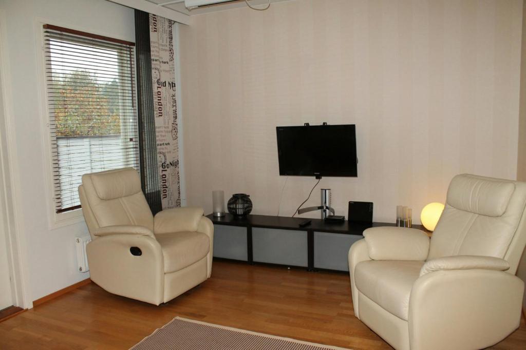 Spacious Apartment for 4 with Sauna, Torppala