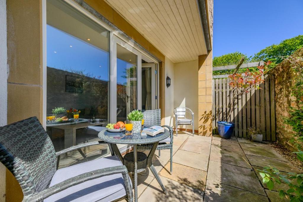 A Stones Throw - Beadnell, Beadnell