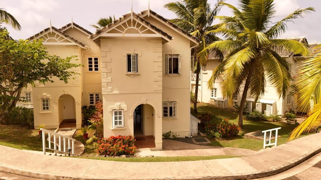 Villas on the Green Cap estate, Gros Islet