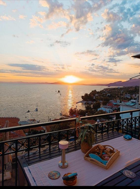 MESONISI maisonette, Áfissos