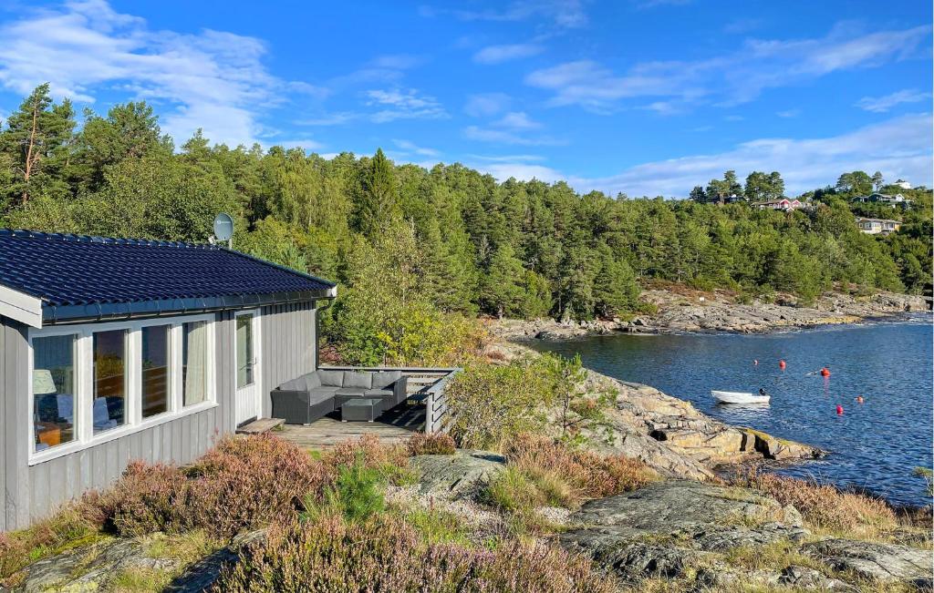Awesome Home In Kolbjørnsvik With House Sea View, Skarvedalen