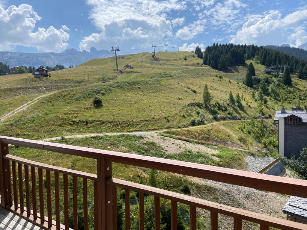 Studio skis aux pieds à Courchevel 1650 - Belle terrasse - FR-1-575-241 - 2