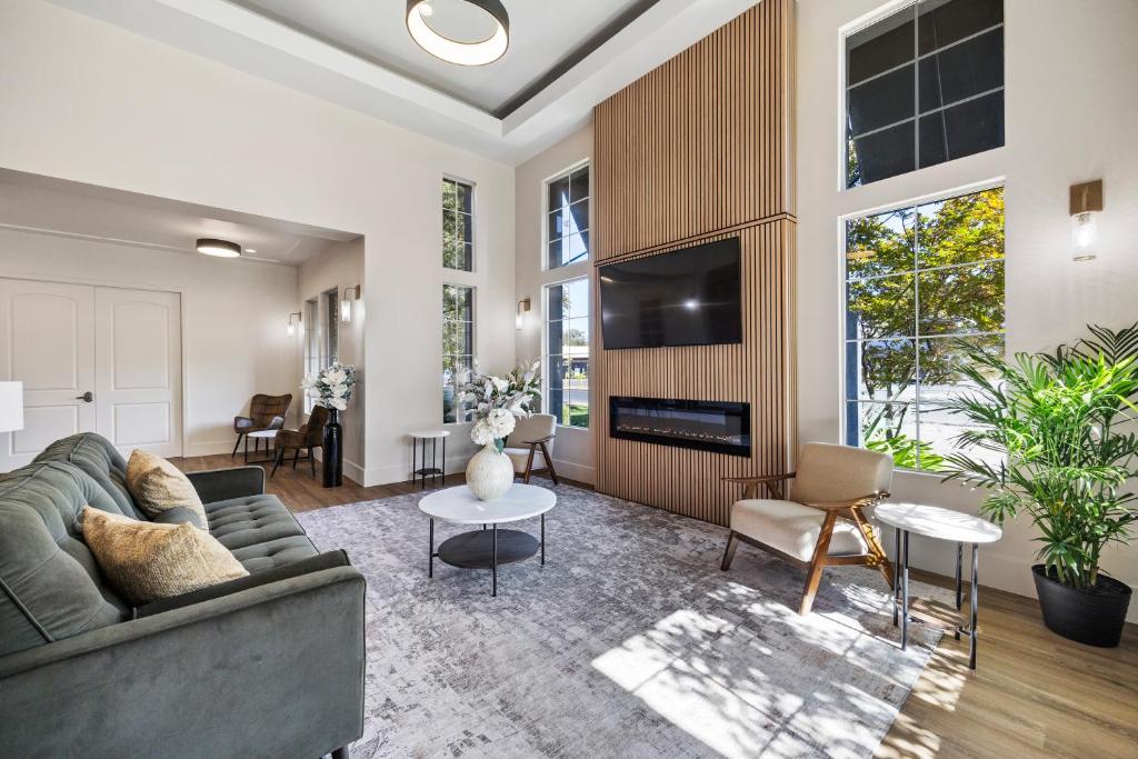 University Park Inn & Suites an Ascend Collection Hotel 전경