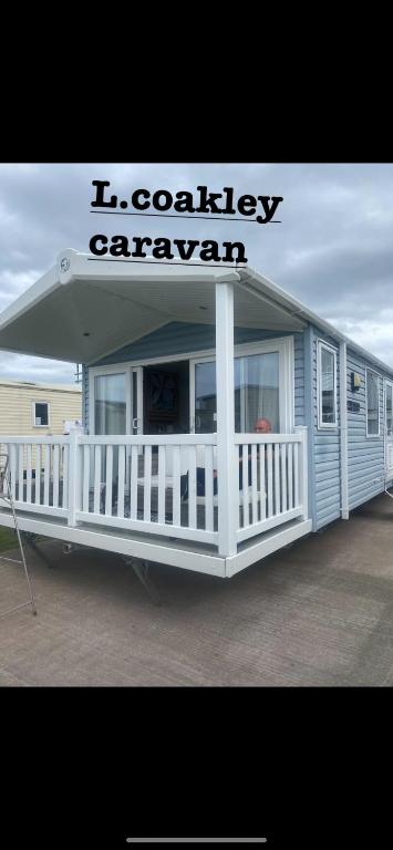 Caravan winkups, Kinmel Bay