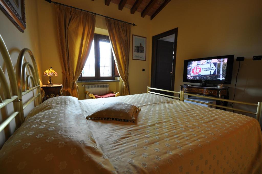 Rome Casale De Santis room