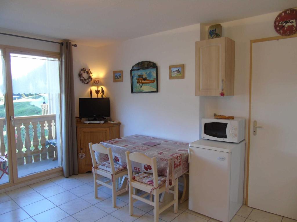 Studio + cabine à Valfréjus - 4 pers, balcon, proche remontées et commerces, draps inclus - FR-1-561-7 - 2