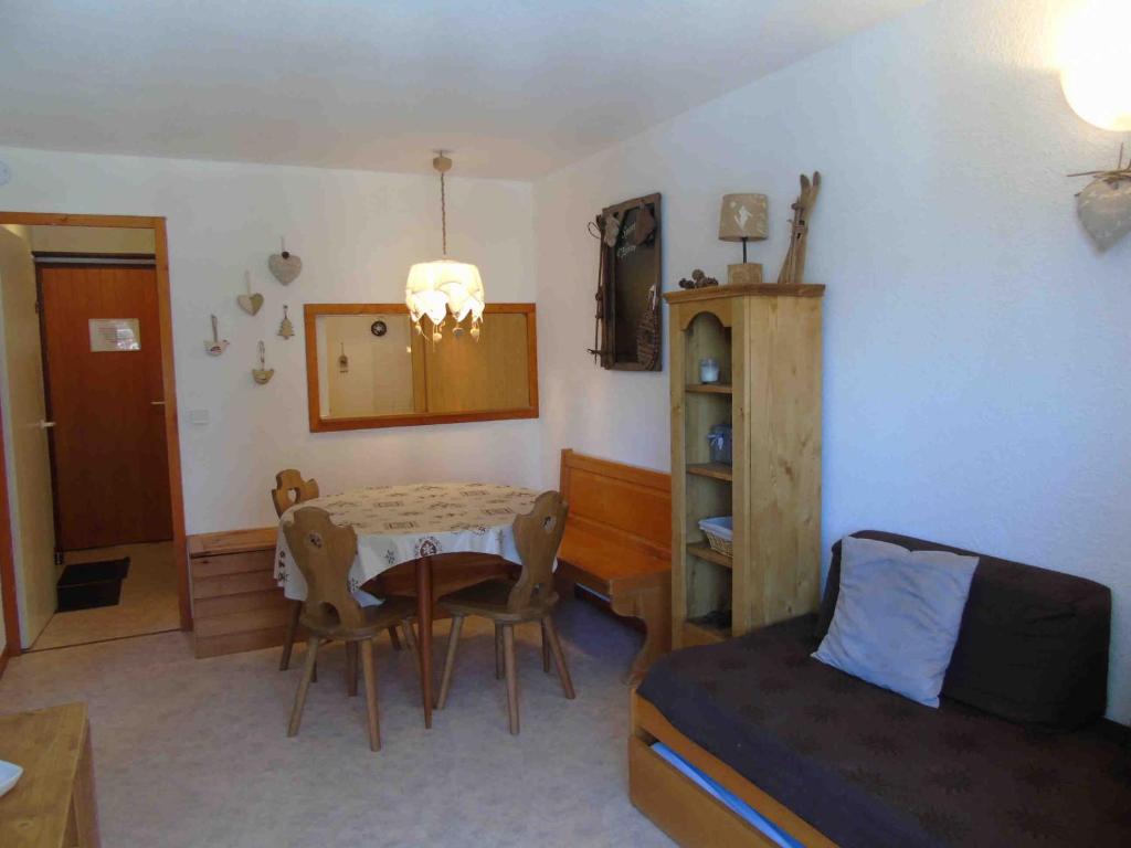 2 Pièces pour 4 pers. à Valfréjus près des pistes, balcon, parking gratuit - FR-1-561-12 - 1