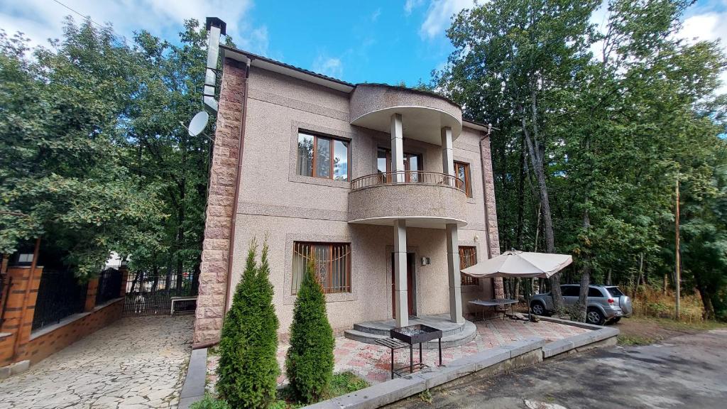 Mon Ami Tsaghkadzor, Tsaghkadzor