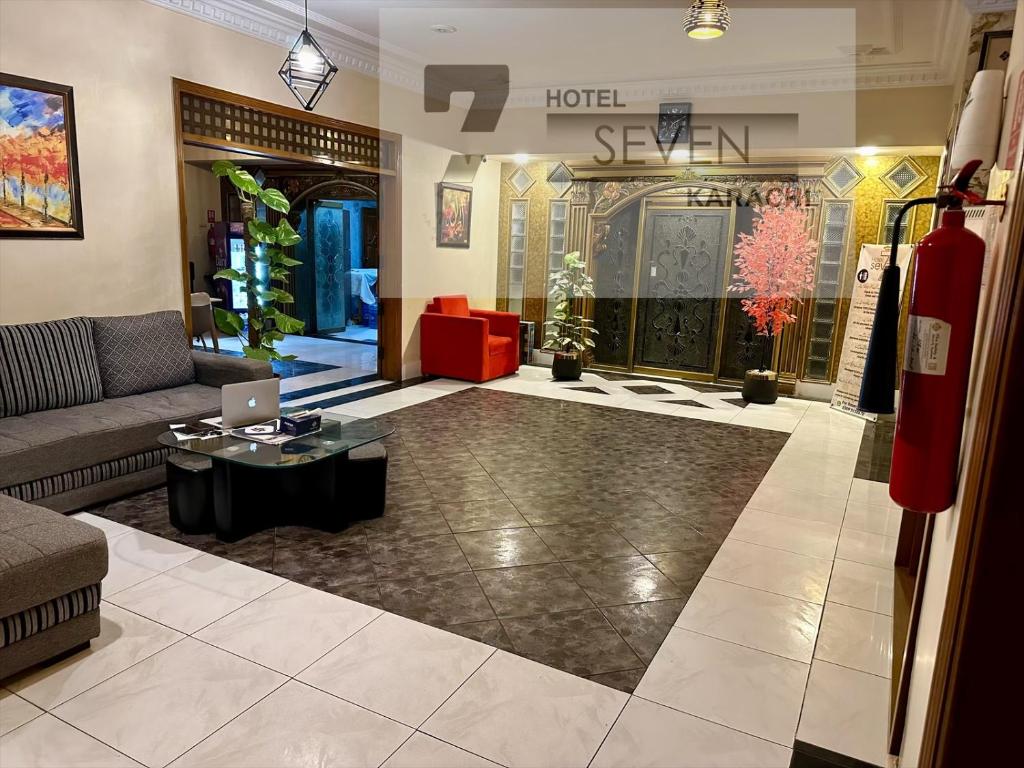 Hotel Seven 7