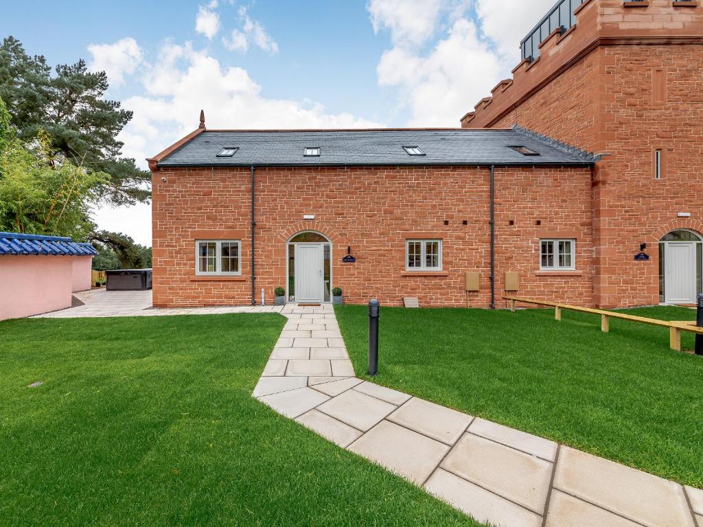 Garth House - Castlesteads, Brampton