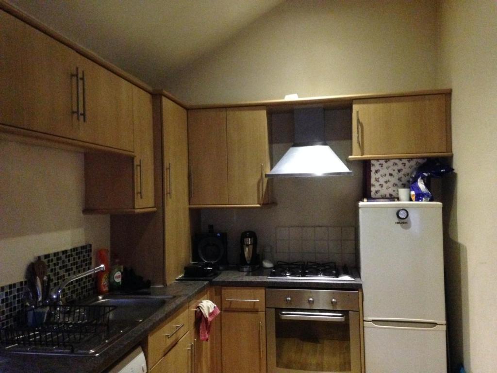 Open plan flat with large garden close to beach photo 4