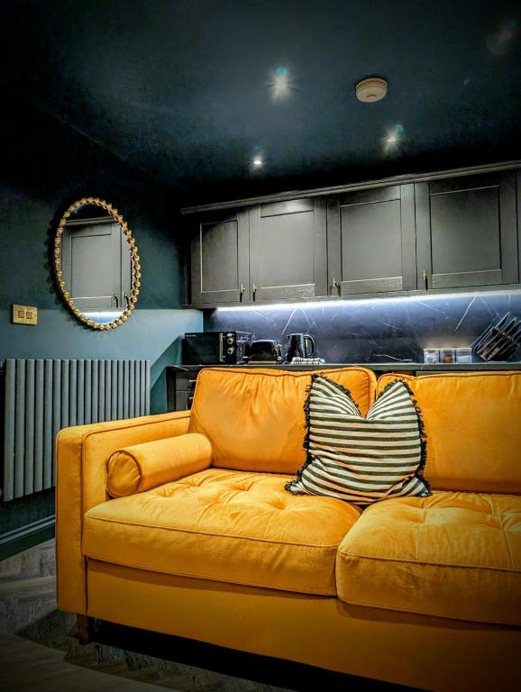 The Hideaway Bureau - Islay, Wooler