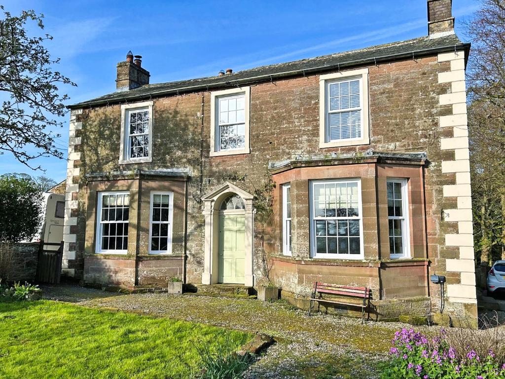 The Old Vicarage, Westward