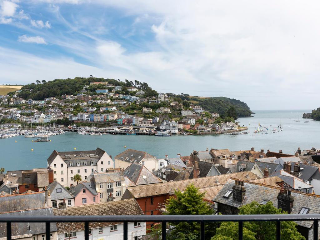 Seaview, Dartmouth