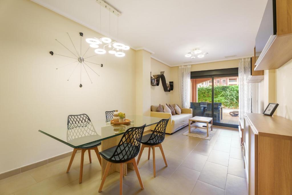 Hogar Brisa de las Marinas acogedor apartamento con amplia terraza y acceso directo a las piscinas-Comfortable apartment with spacious terrace and direct pool access - 5