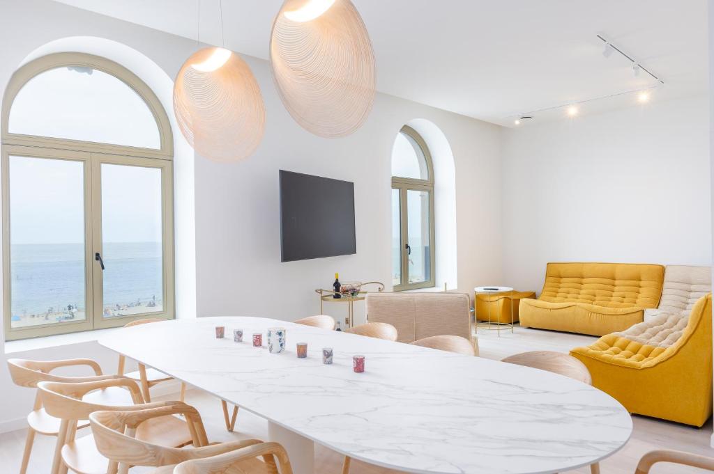 Elisabeth - Troon 17, Ostende