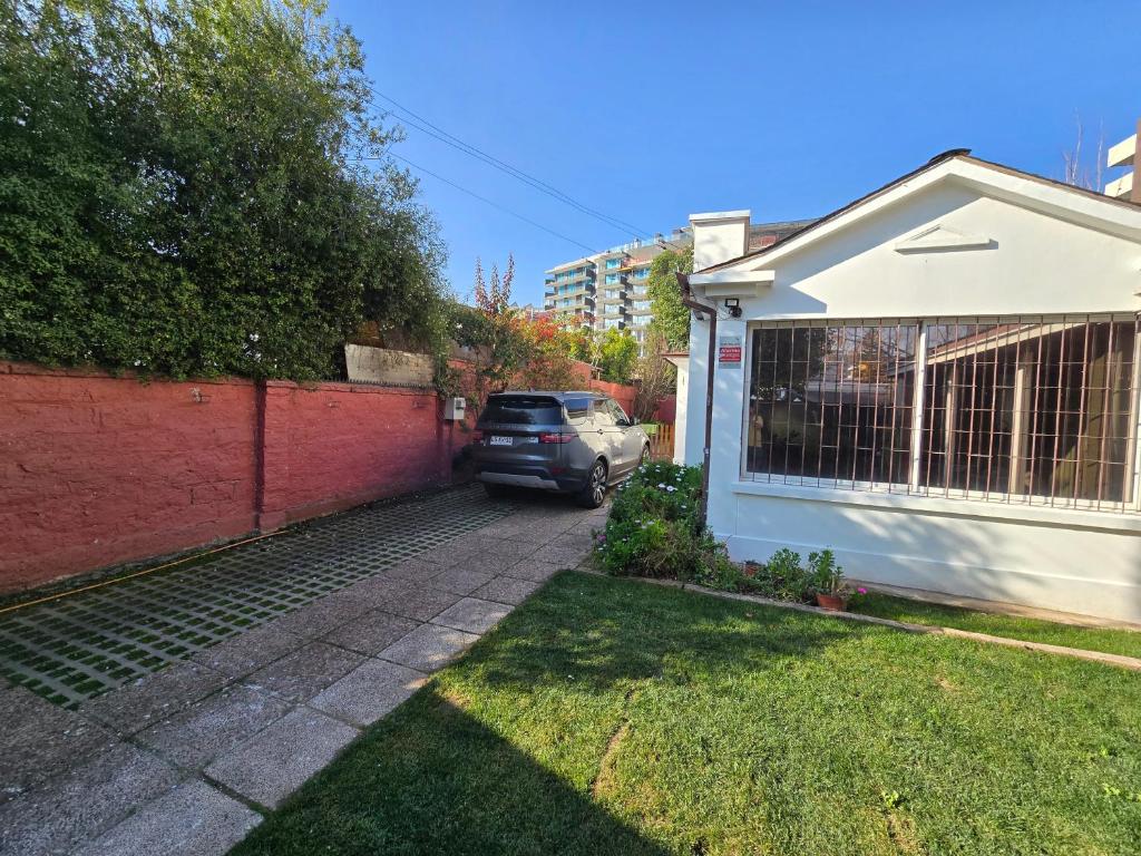 Spacious and beautiful house in Las Condes - 2