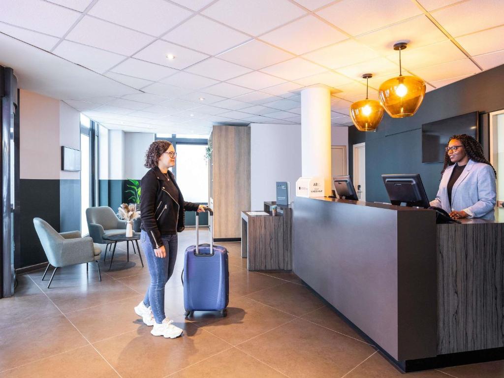 ibis Styles Hotel Brussels Centre Stéphanie — Hotel building in Brussels, Brussels