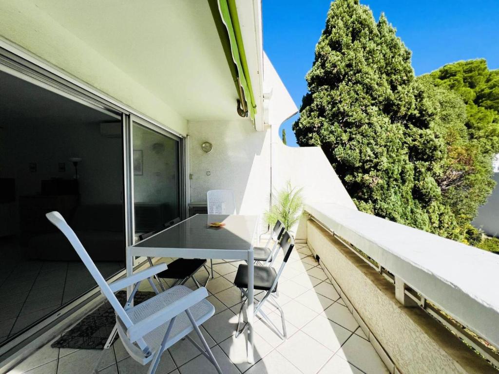 Port Vincent - Appartement dans résidence avec piscine MAE-1114 - 3