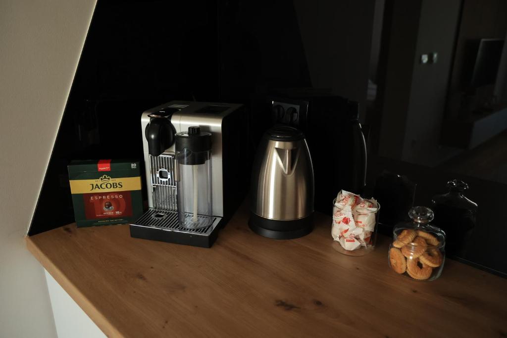 Lux Apartment Divine with Private Parking Garage - 5