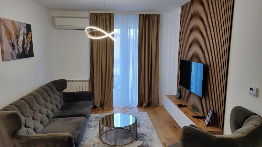 Lux Apartment Divine with Private Parking Garage, Sarajevo