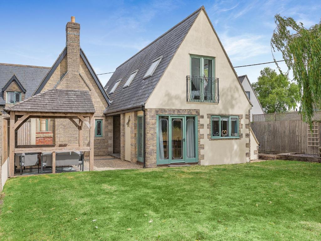 The Pool House, Stalbridge