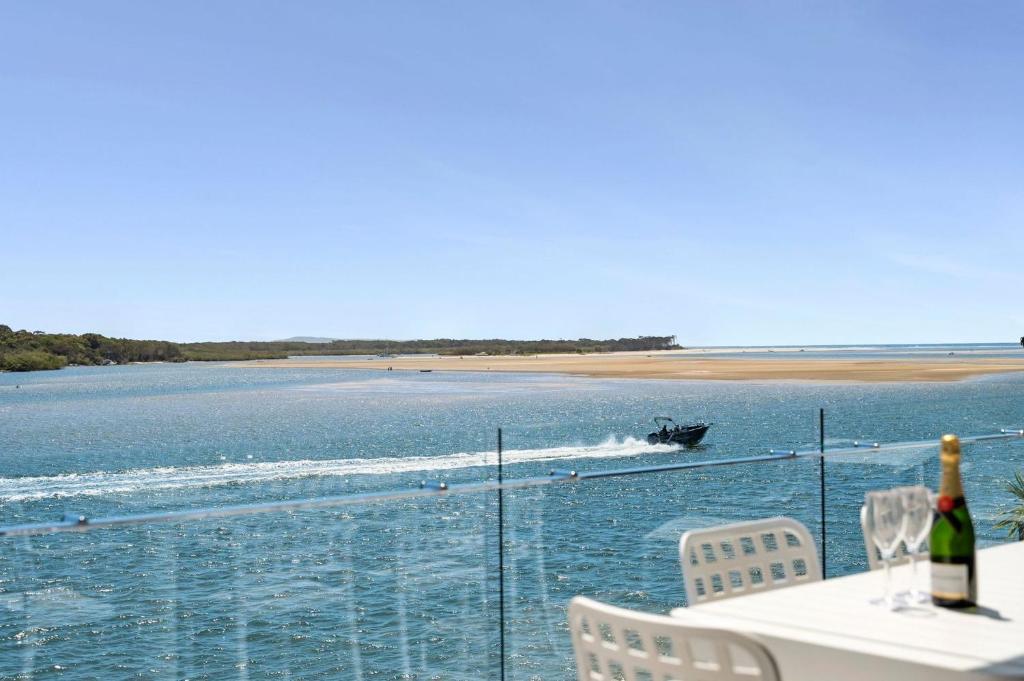 5-'Mariners Point' 2-4 William Street Noosaville, Noosaville