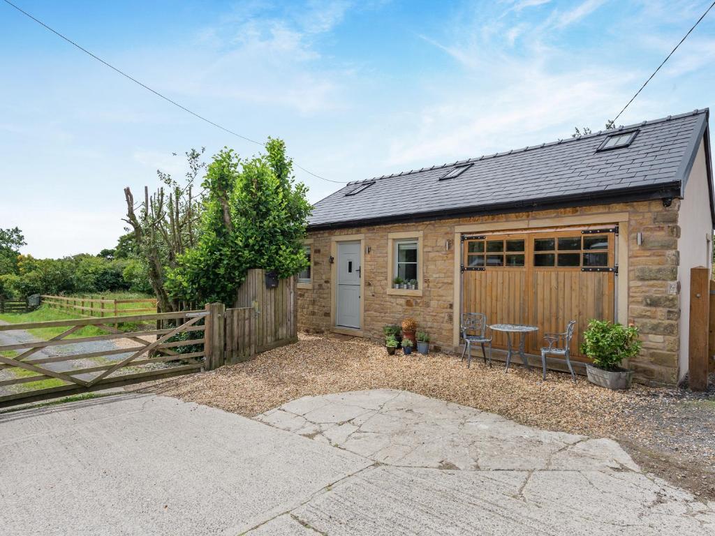 The Coop, West Bradford