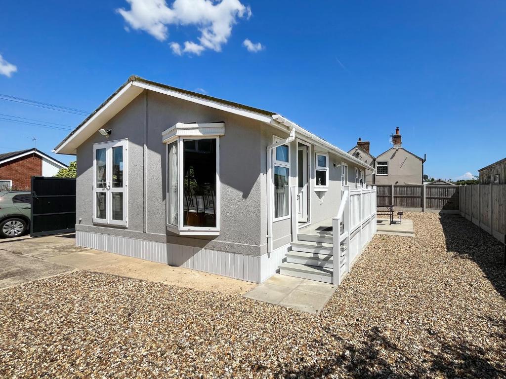 The Lodge, Chapel Saint Leonards