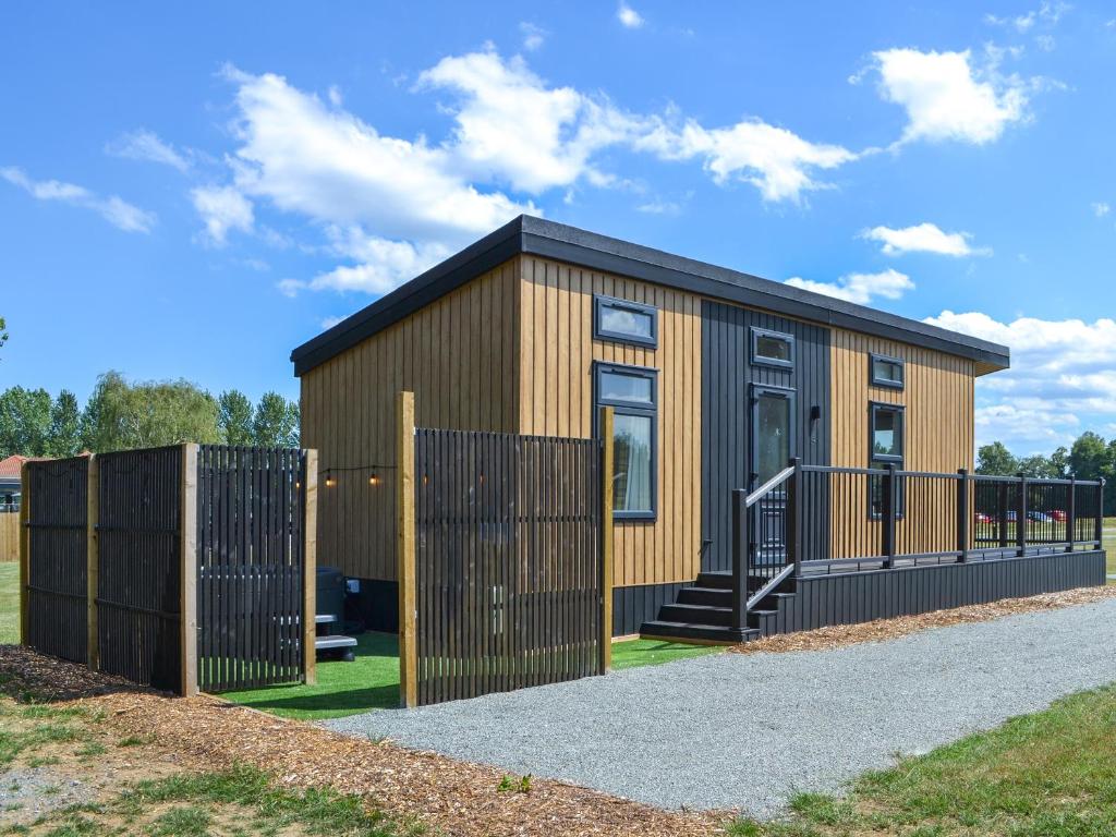 Fairways Retreat 1 - Uk50246, Cottingham