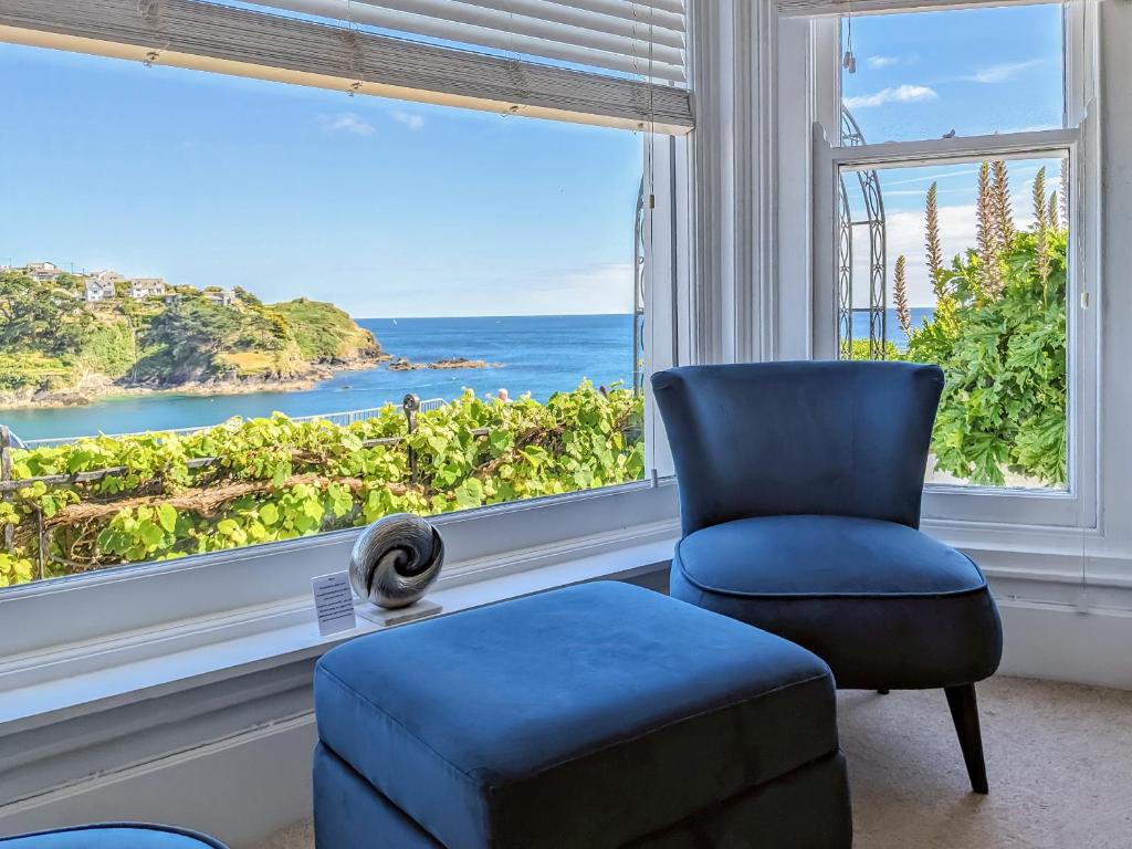 Seascape - St Catherine's Court, Fowey