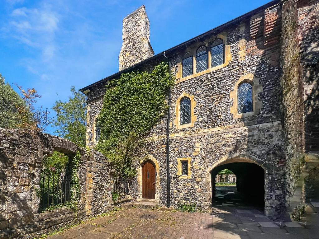 The Necessarium, Canterbury