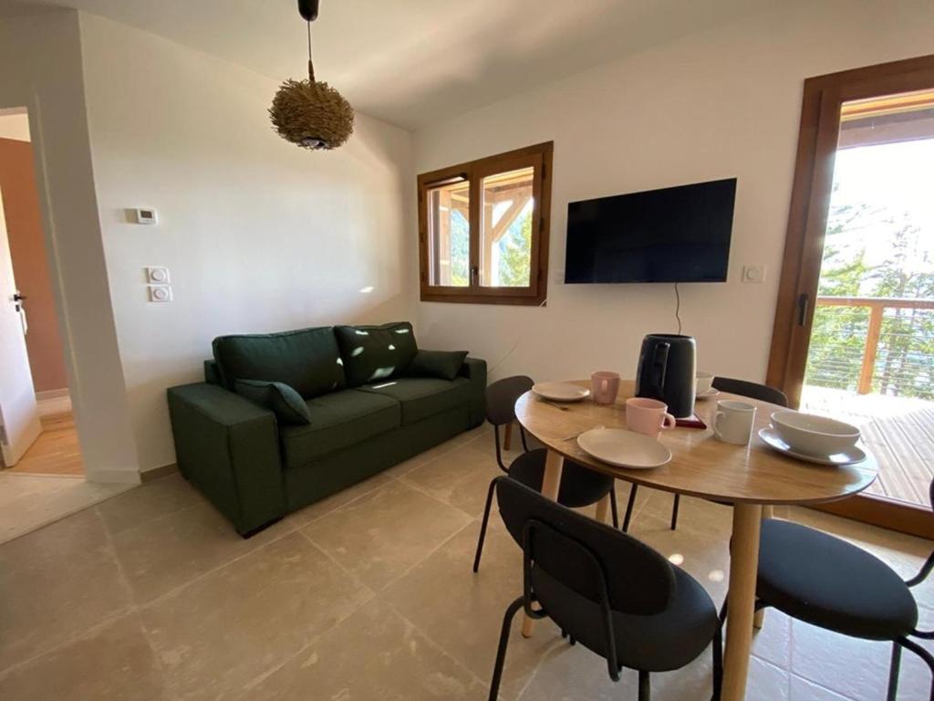 Appartement moderne 2 pièces + cabine, 4 personnes, parking - 1
