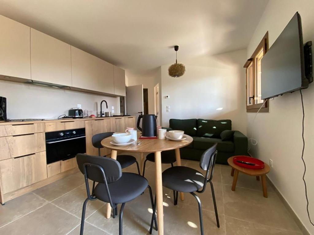 Appartement moderne 2 pièces + cabine, 4 personnes, parking - 3