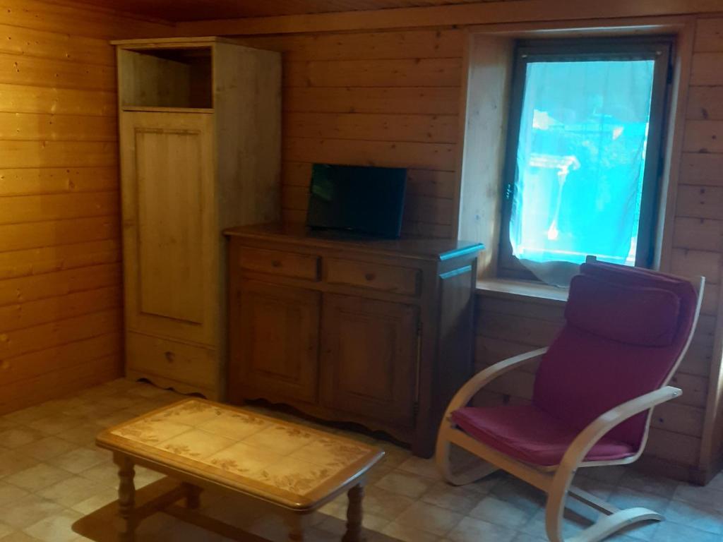 Chalet Confort 6/7 Pers, Animaux Acceptés, Proche Village - FR-1-467-148 - 2